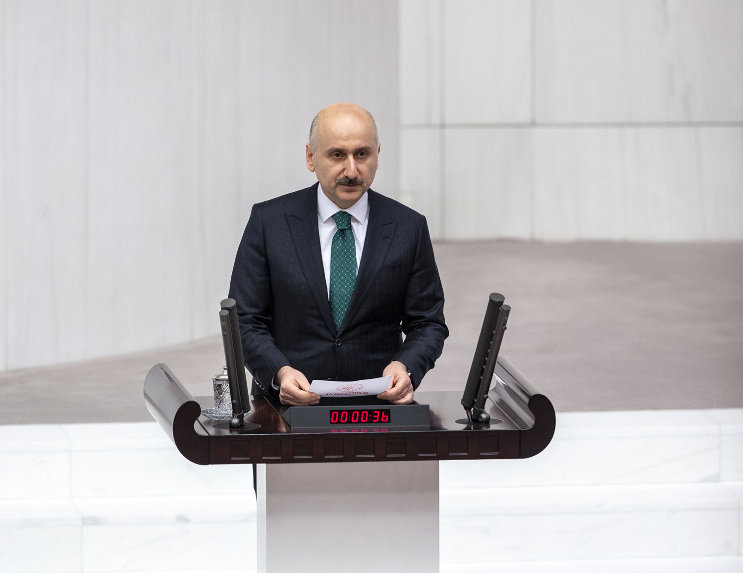 Ula�t�rma ve Altyap� Bakan� Adil Karaismailo�lu, TBMM'de yemin etti