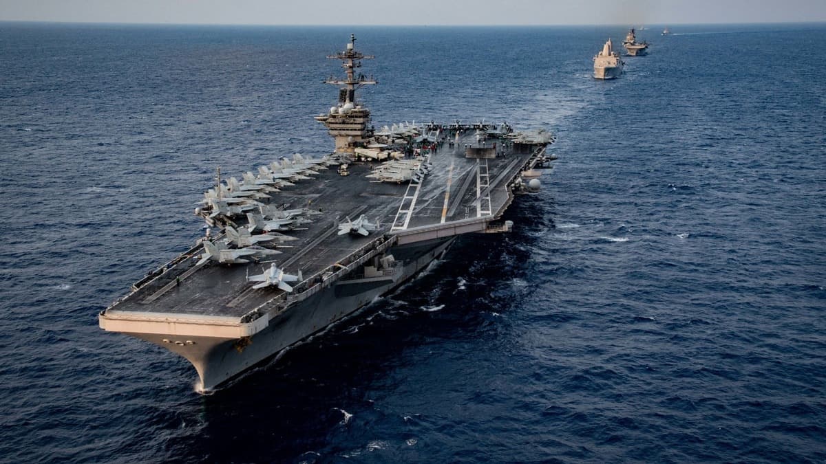 ABD, USS Theodore Roosevelt uak gemisinden 2 bin 700 askerini tahliye ediyor
