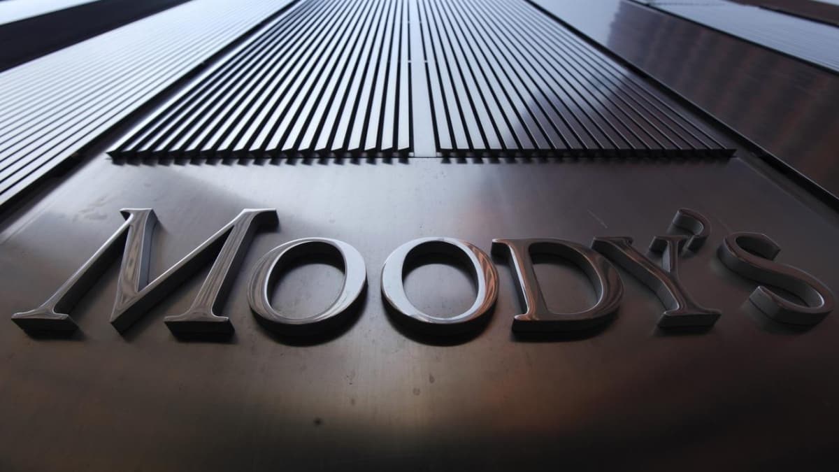 Moody's: Avrupa'da telekom irketlerinin gelirleri azalacak 