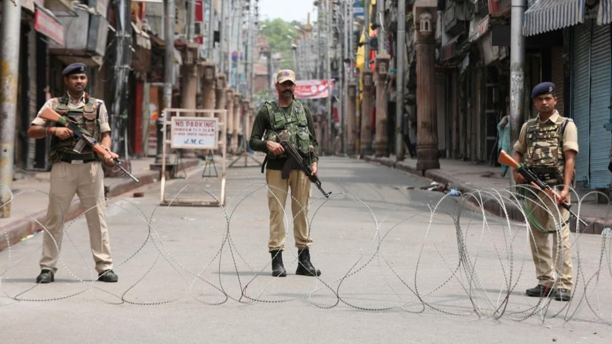 Pakistan'dan Hindistan'a 'Cammu Kemir' tepkisi