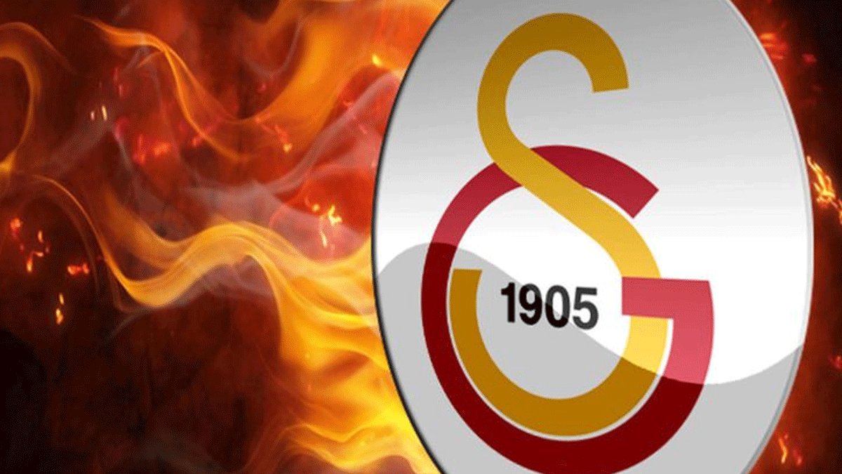 Galatasaray'da yollar ayr�l�yor! 3 oyuncunun bileti kesildi