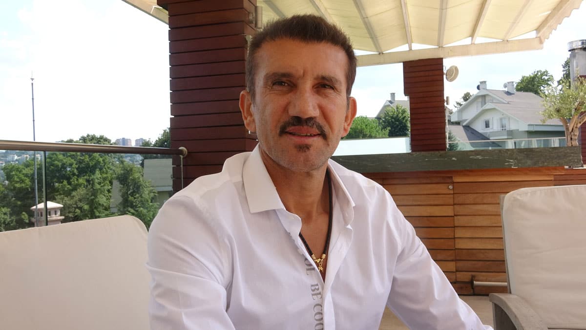 Koronavir�se yakalanan R��t� Re�ber'le ilgili dikkat �eken 'Sigara' iddias�