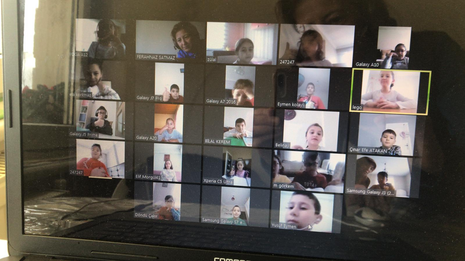 MEB'den  8'inci ve 12'nci s�n�f ��rencilerine 'canl� s�n�f' d�nemi