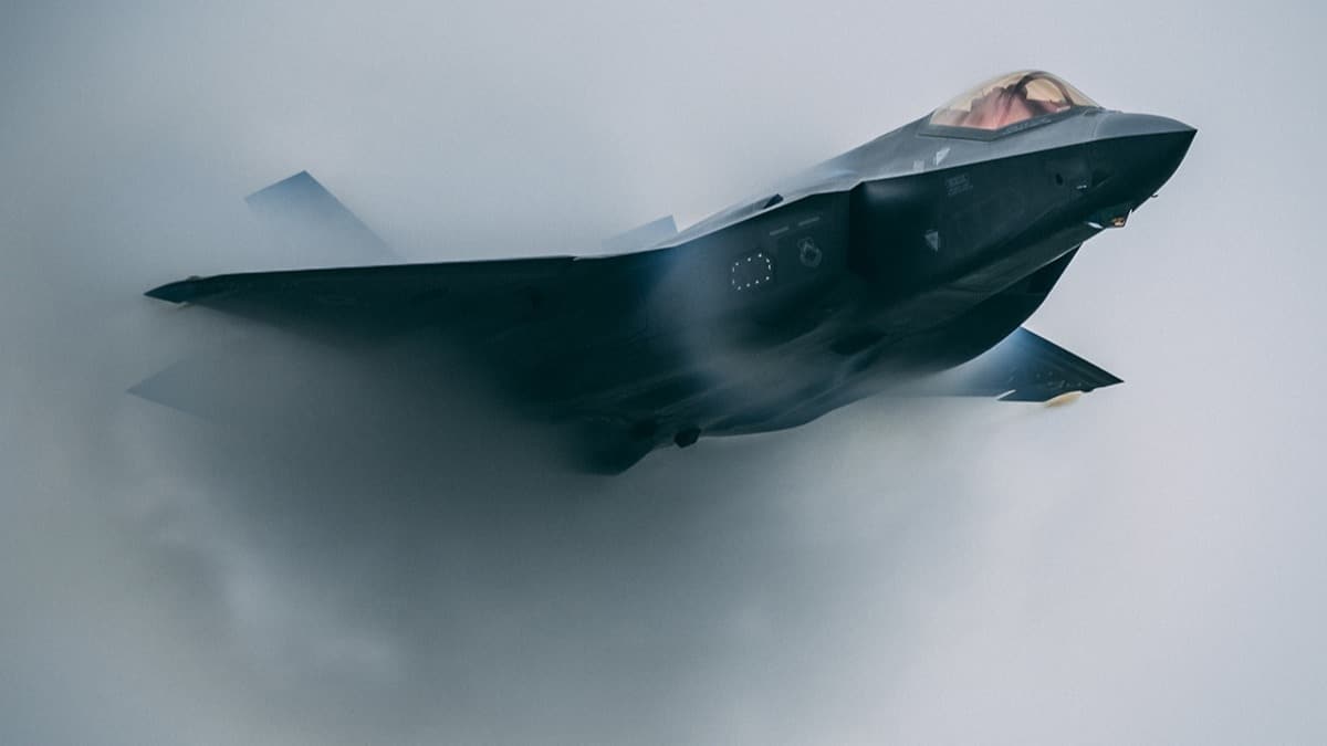 F-35'lerde bir sorun daha: 5G dalgalar risk oluturabilir