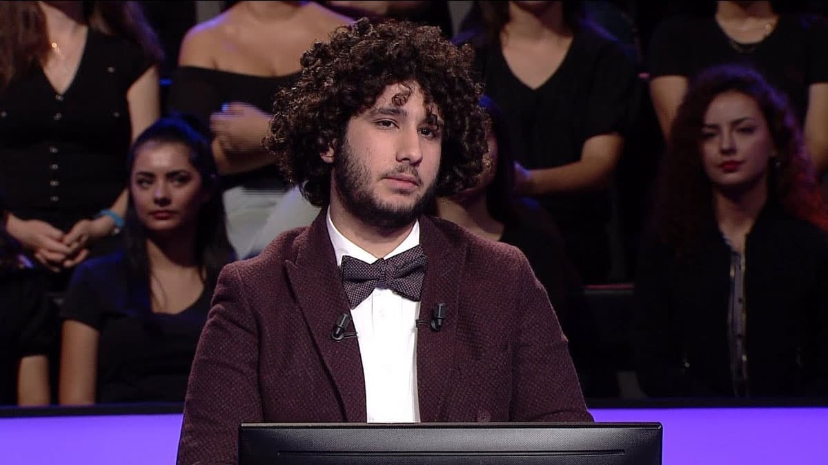 Kim Milyoner Olmak �ster'de b�y�k �d�l� kazanm��t�! Arda Ayten'in yeni g�revi belli oldu