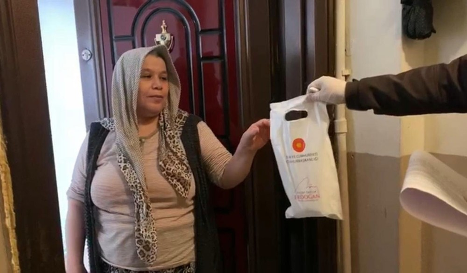 Ba�kan Erdo�an a��klam��t�: Kolonya ve maske da��t�m� ba�lad�