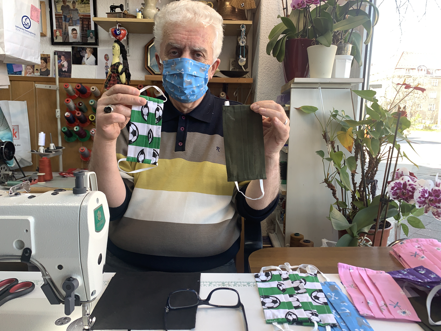 T�rk terziler Almanya'da maske eksi�ini gideriyor