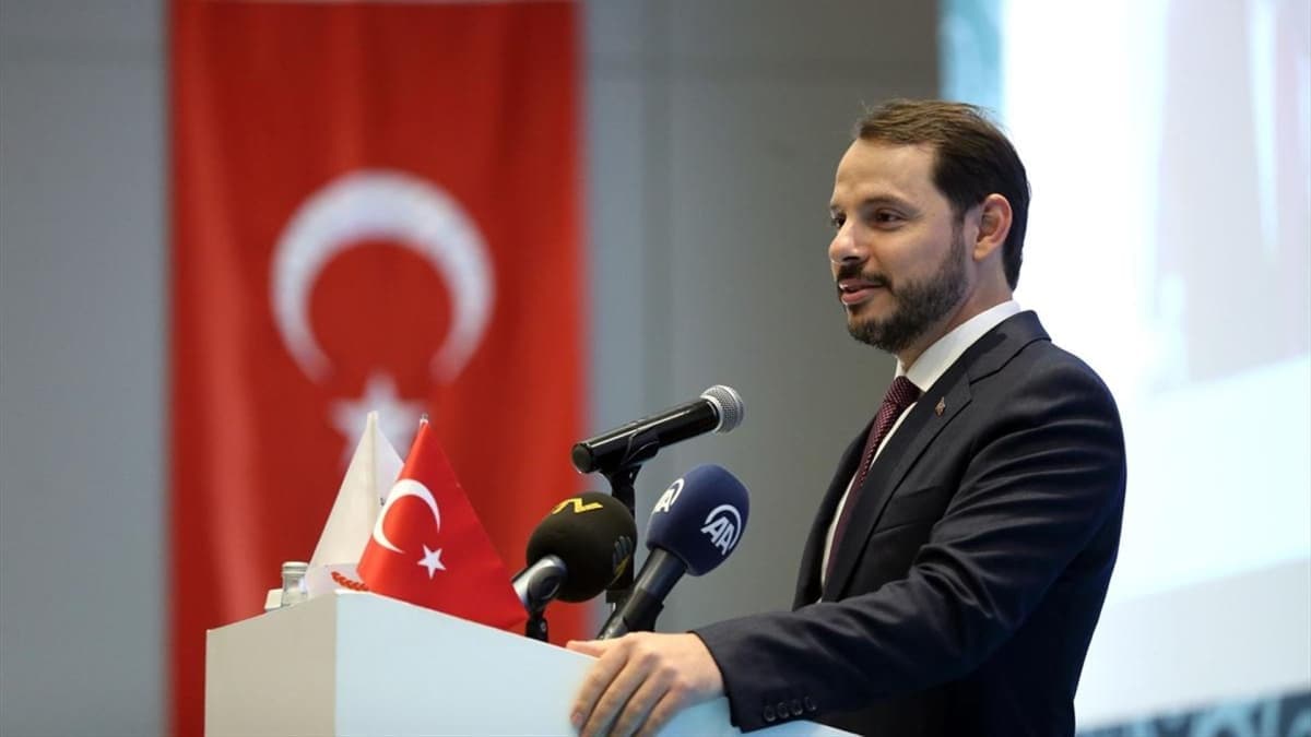 Bakan Albayrak'tan �nemli mesaj: Ekonomimizi, �retimimizi ayakta tutaca��z