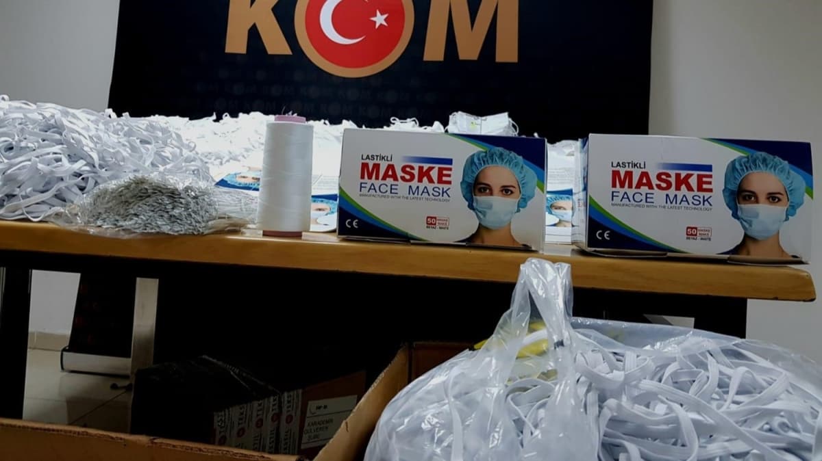 Kaak retilen maskelere polis el koydu