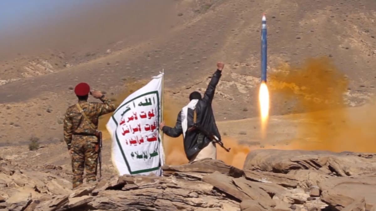 Yemen'de Husilerden hkmet glerine balistik fze saldrs 