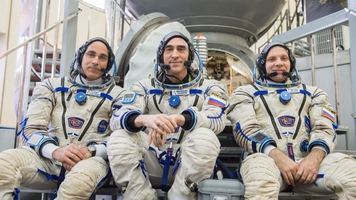 3 astronot uzaya gnderildi