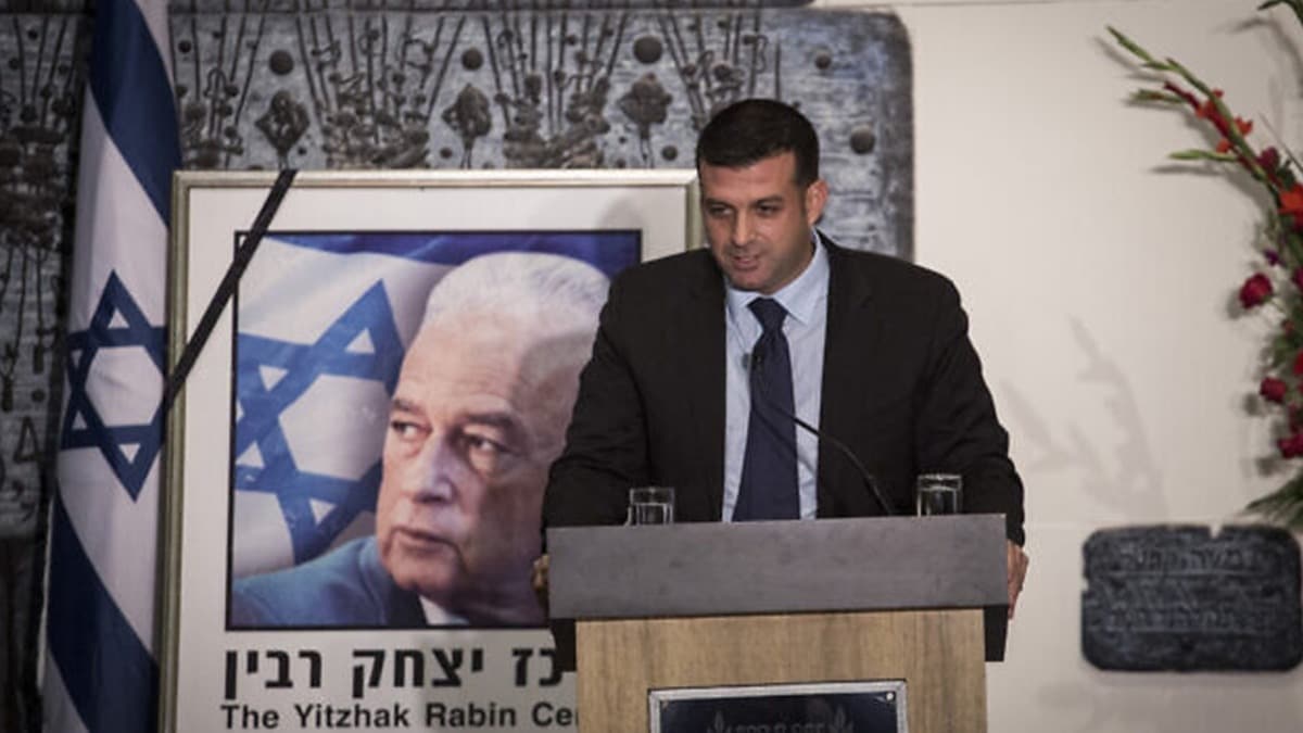 'Netanyahu Kovi-19'a yakalanp kalan gnlerini hapiste geirmeyi hak ediyor'
