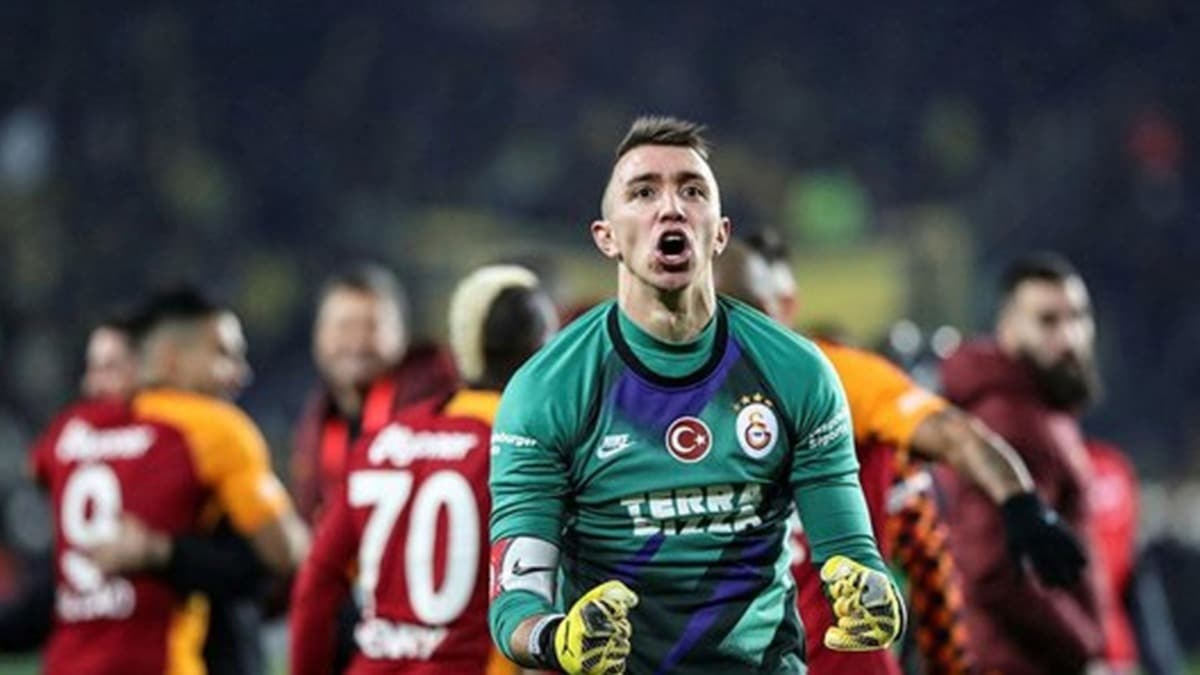 Galatasaray'dan Fernando Muslera'ya yeni szleme teklifi