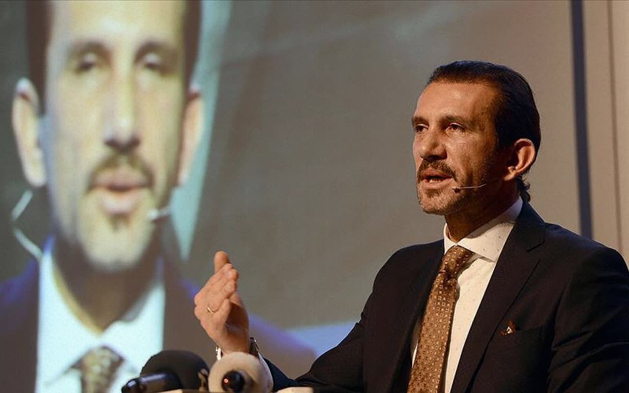 R��t�'den korona itiraf�