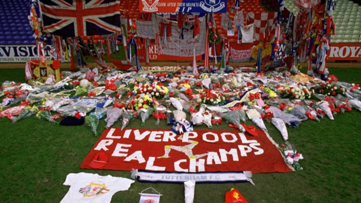 Hillsborough facias trenine virs ertelemesi
