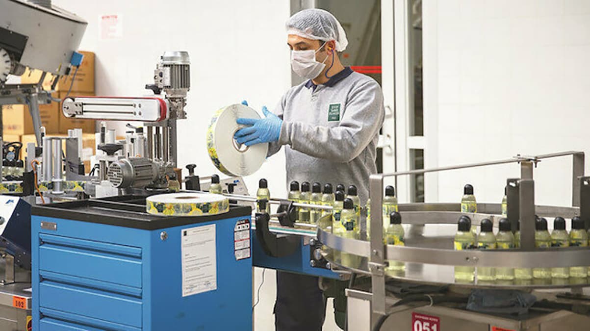 Koronavir�se ilk kur�unu s�kt�k