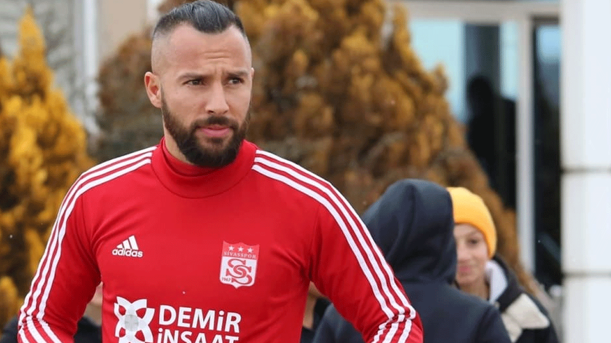Yasin �ztekin unutamad��� o ma�� anlatt�!