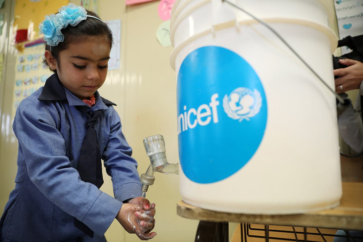 UNICEF uyard: Koronavirs milyonlarca ocuun kzamk asn erteleyebilir