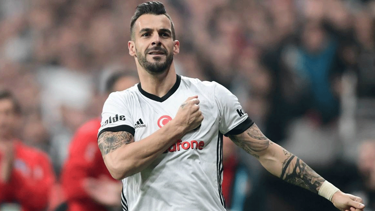 Alvaro Negredo: 'Be�ikta�'ta mutluydum kalmak isterdim'