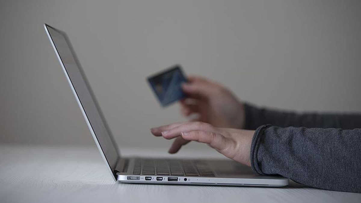 Bakanl�ktan vatanda�a 'internet al��veri�i' uyar�s�