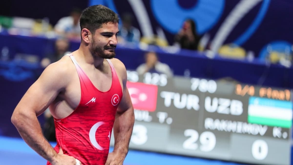 Taha Akgl'n hedefinde bapehlivanlk var