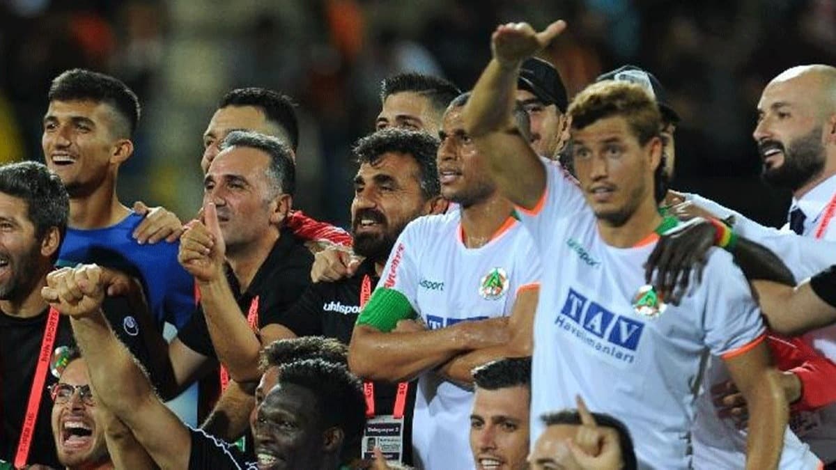 Salih Uan: ''Alanyaspor'a imza atmadan nce Galatasaray' reddettim!''