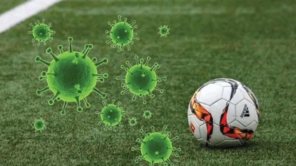 �ngilizlerin efsane futbolcusu koronavir�s sebebiyle ya�am�n� yitirdi!