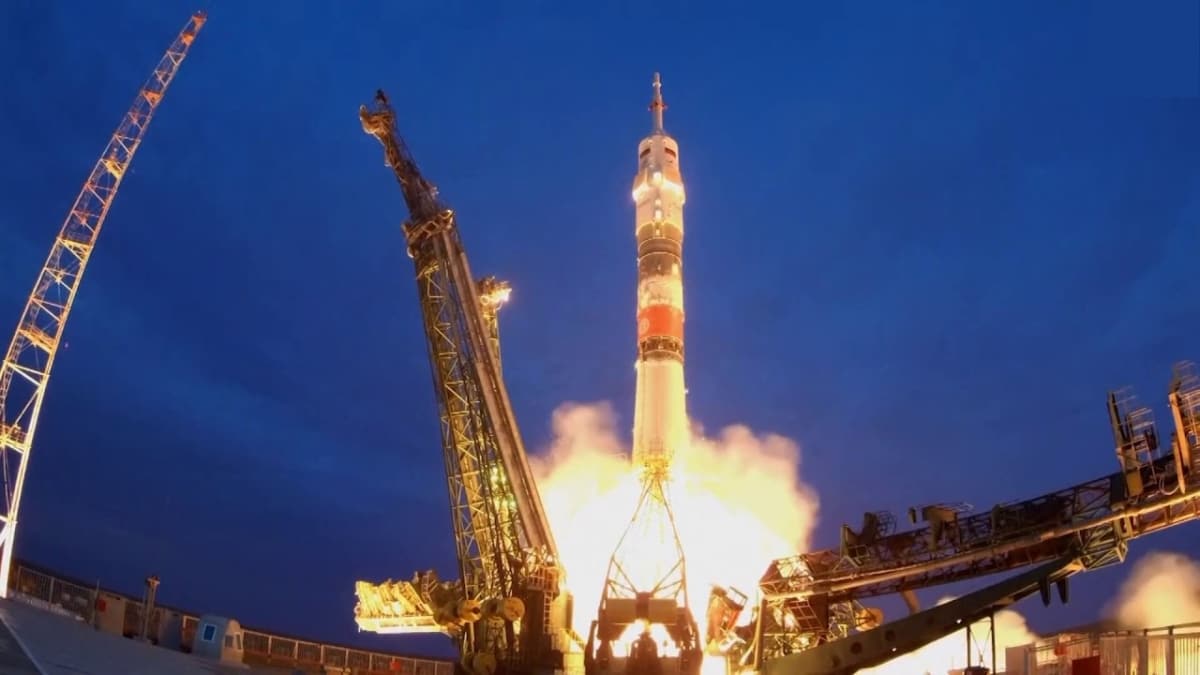 Soyuz MS-15 kapsl dnyaya dnd: Rusya Federal Uzay Ajans canl yaynlad