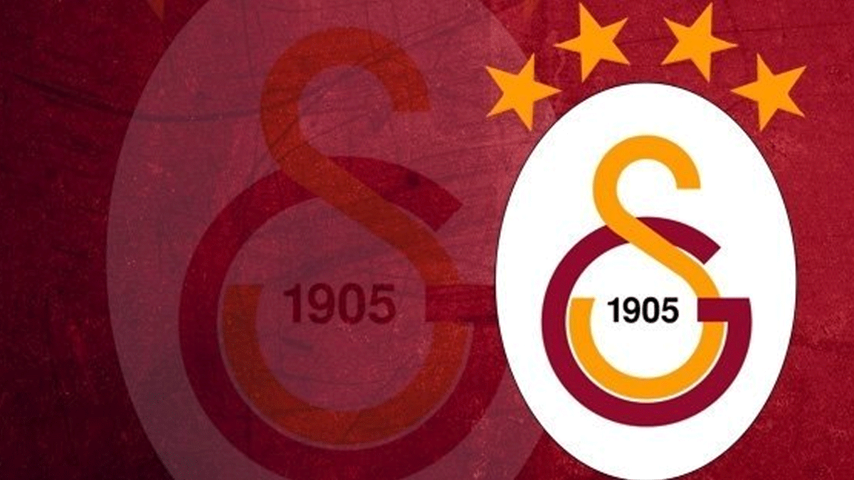 Eski Galatasarayl�dan fla� yorum: 'Ibrahimovic, Messi ve C.Ronaldo ile ayn� seviyede'