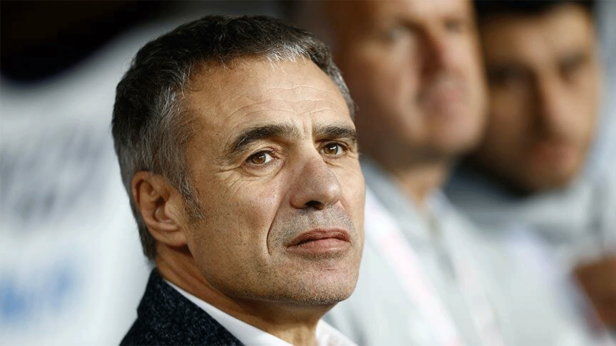 Ersun Yanal: 'En b�y�k futbol ba�ar�m�z Galatasaray'�n UEFA Kupas�'