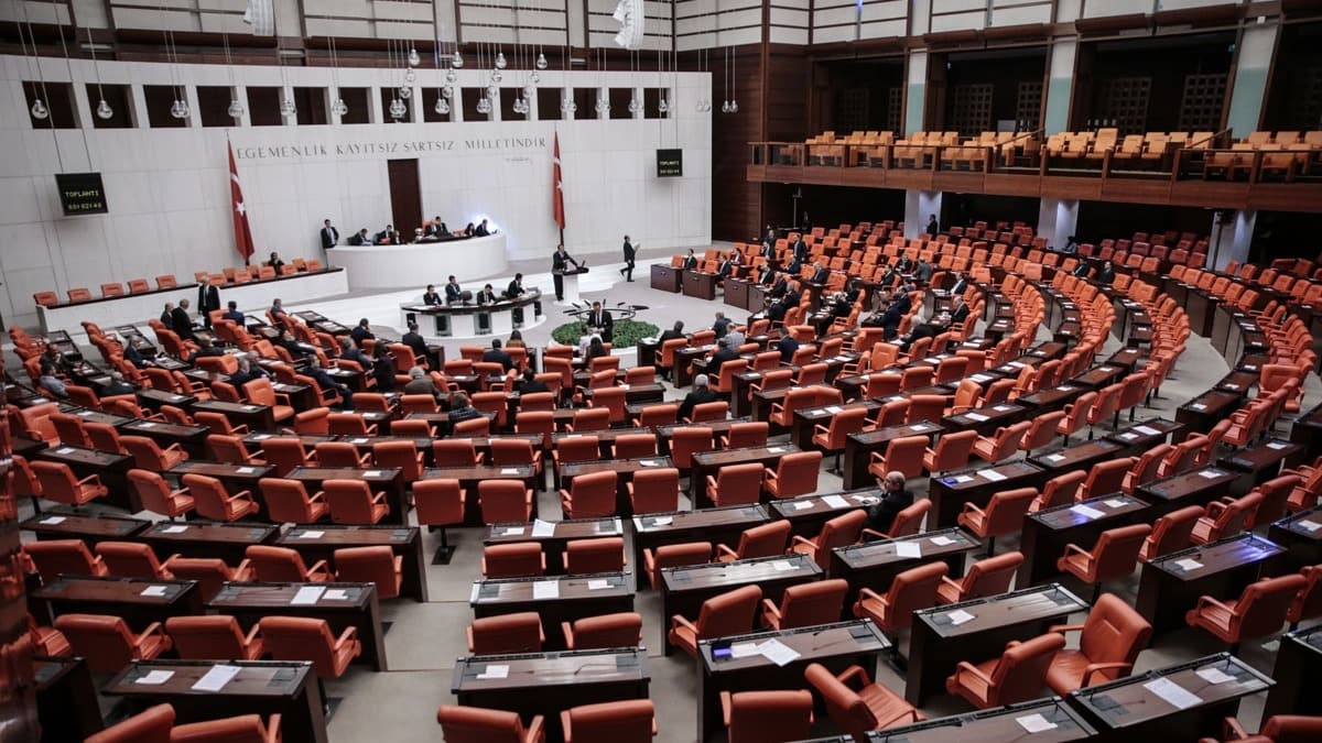 TBMM Bakan entop: Milletvekilleri arasnda pozitif vaka yok