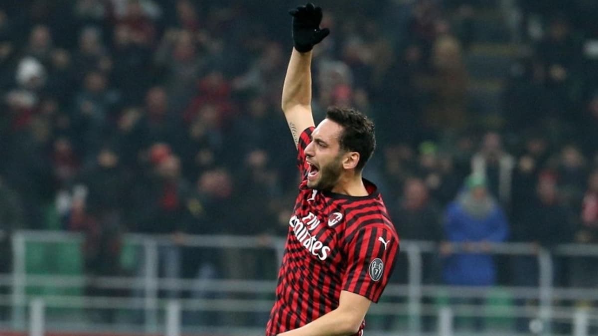Hakan alhanolu'ndan 5 yllk szleme