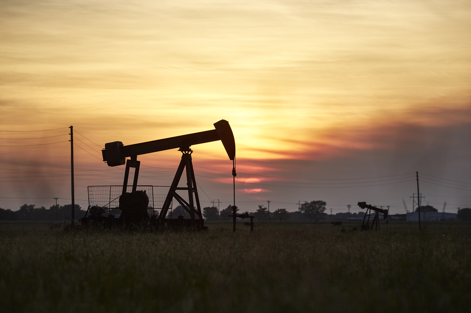 Petroldeki tarihi d�����n ard�ndan ABD'den ilk hamle: Tam 75 milyon...