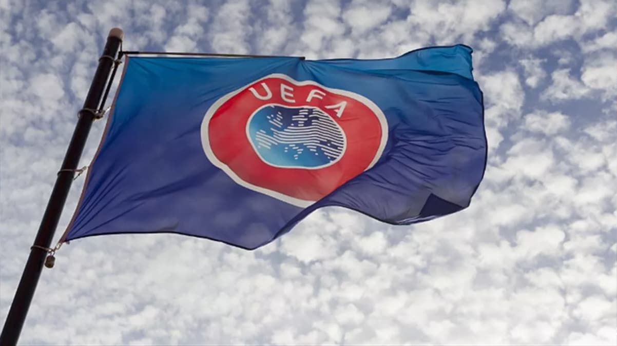 UEFA'dan fla� karar!