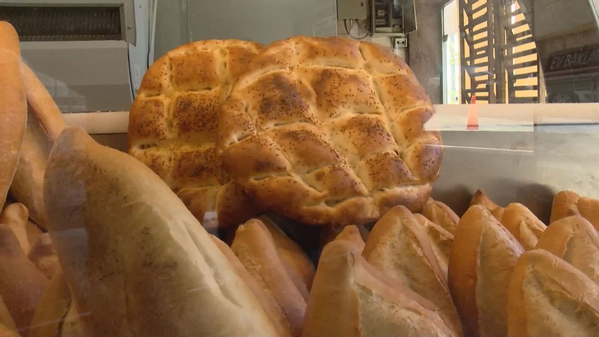 �stanbul Valisi Ali Yerlikaya: Pide fiyatlar�nda zam yok, fiyat ve gramajlar de�i�meyecek