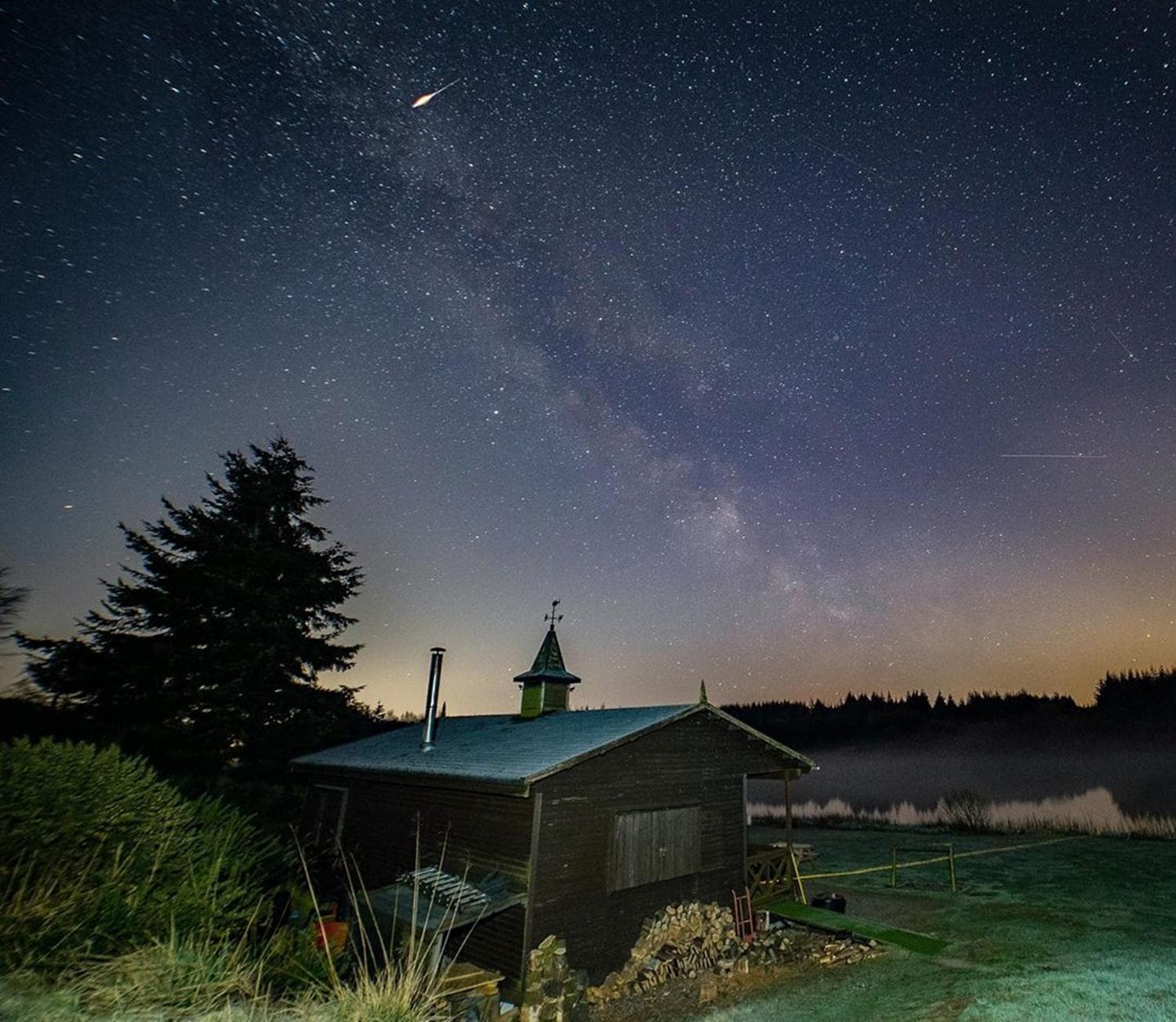 Lyrid meteor ya�murlar� bu gece zirvede olacak