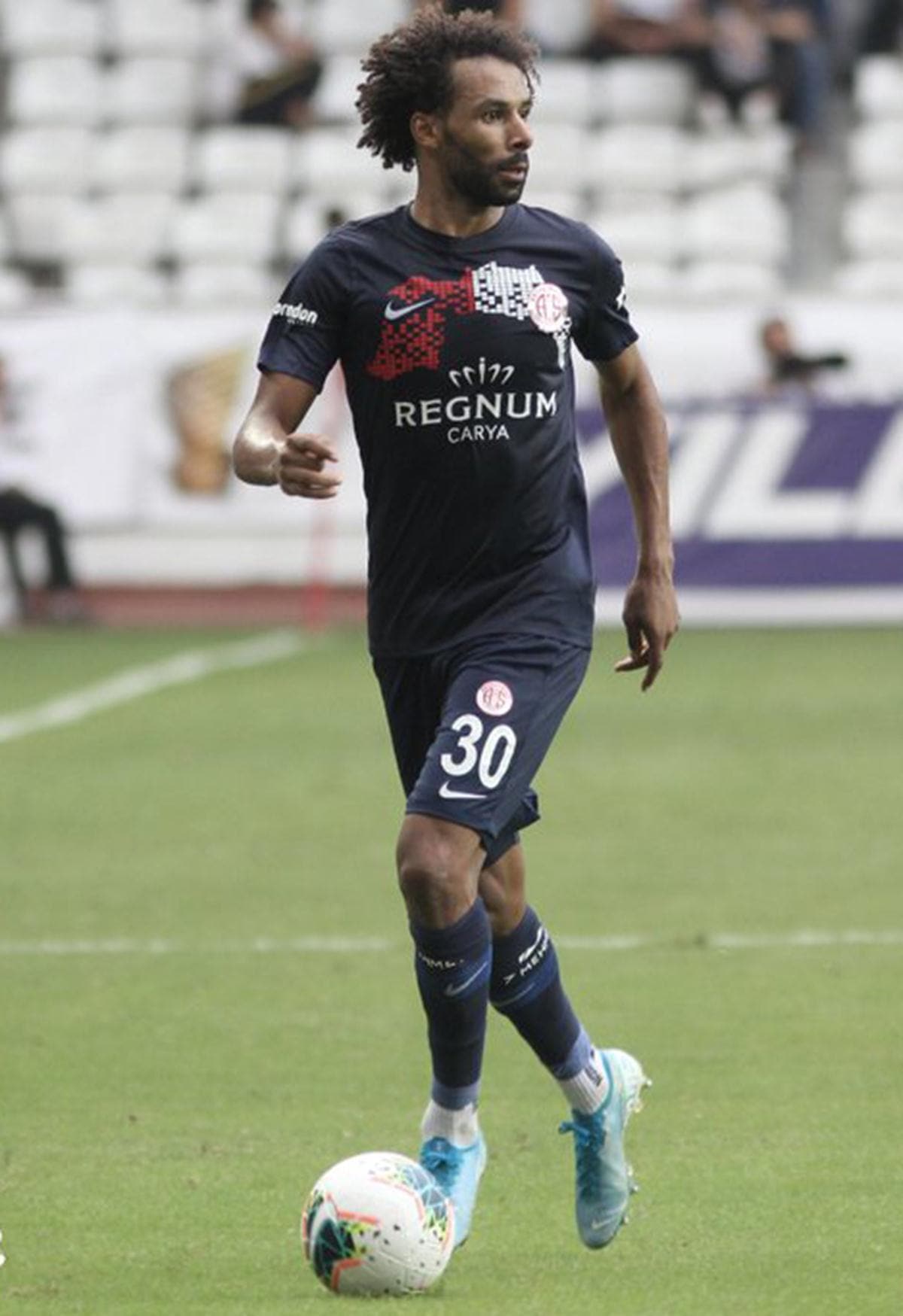 Naz�m Sangare'ye teklif yok!