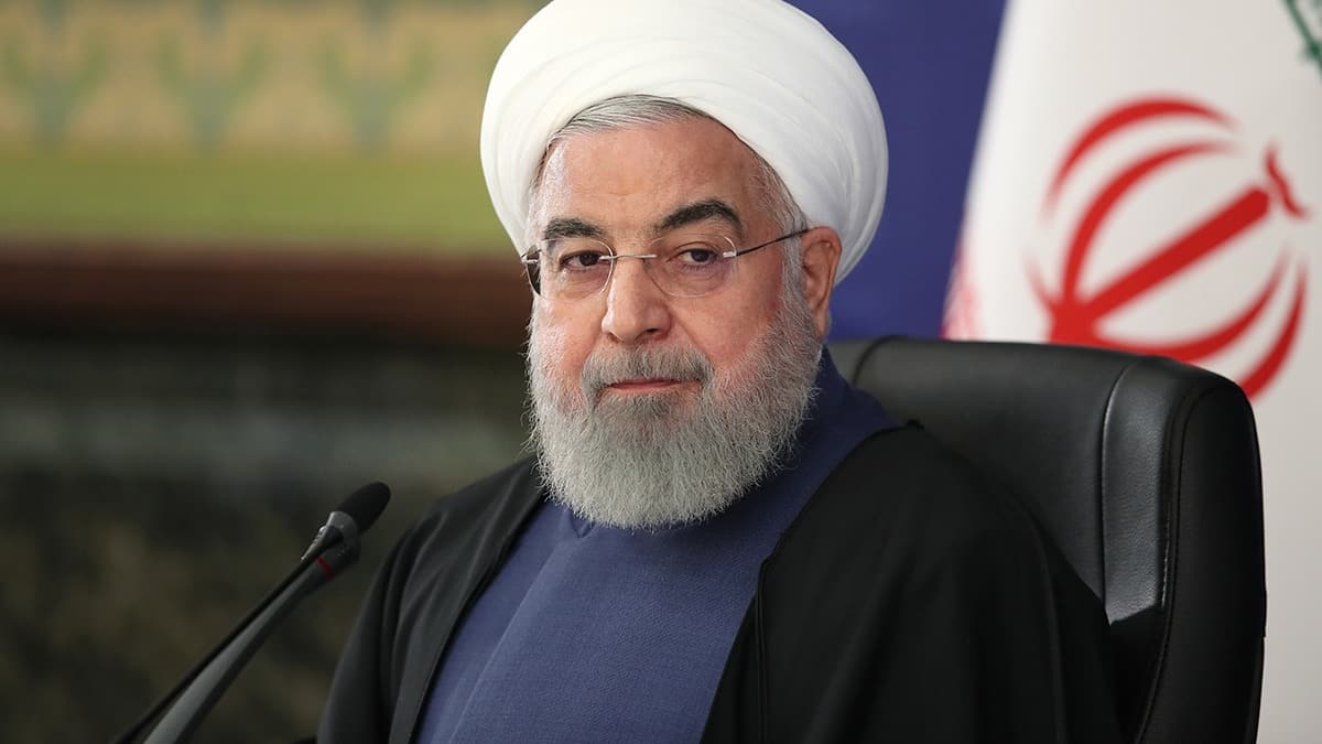 Ruhani'den 'petrol fiyatlar' aklamas: Zarar gryoruz