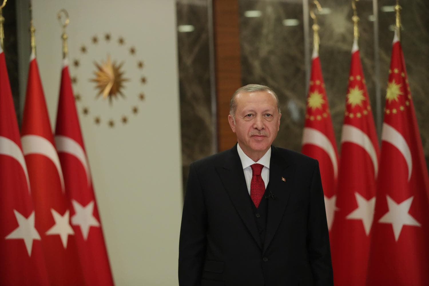 Ba�kan Erdo�an ulusa seslendi! T�m T�rkiye �stiklal Mar��'n� okudu