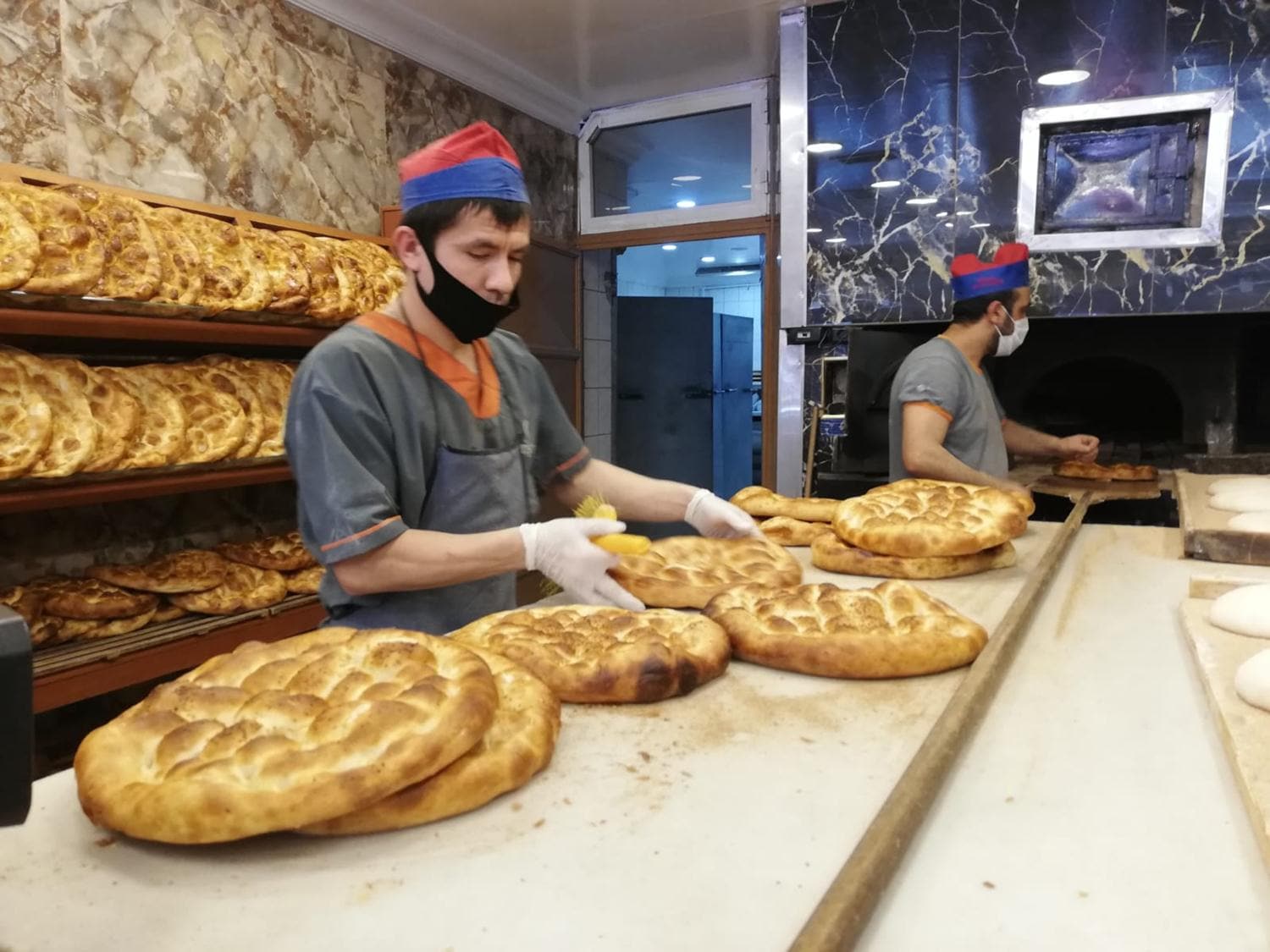 Zab�talar f�r�nlarda fahi� fiyat denetlemesi yapt�