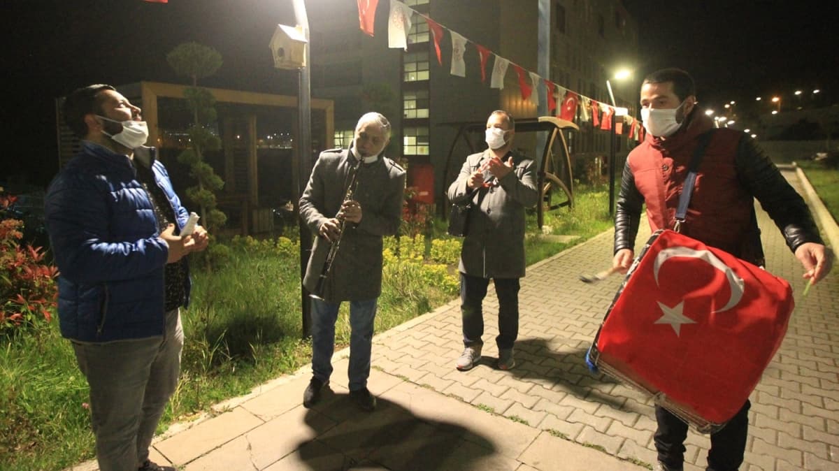 Karantina altndaki Trk vatandalarna ramazan nostaljisi 