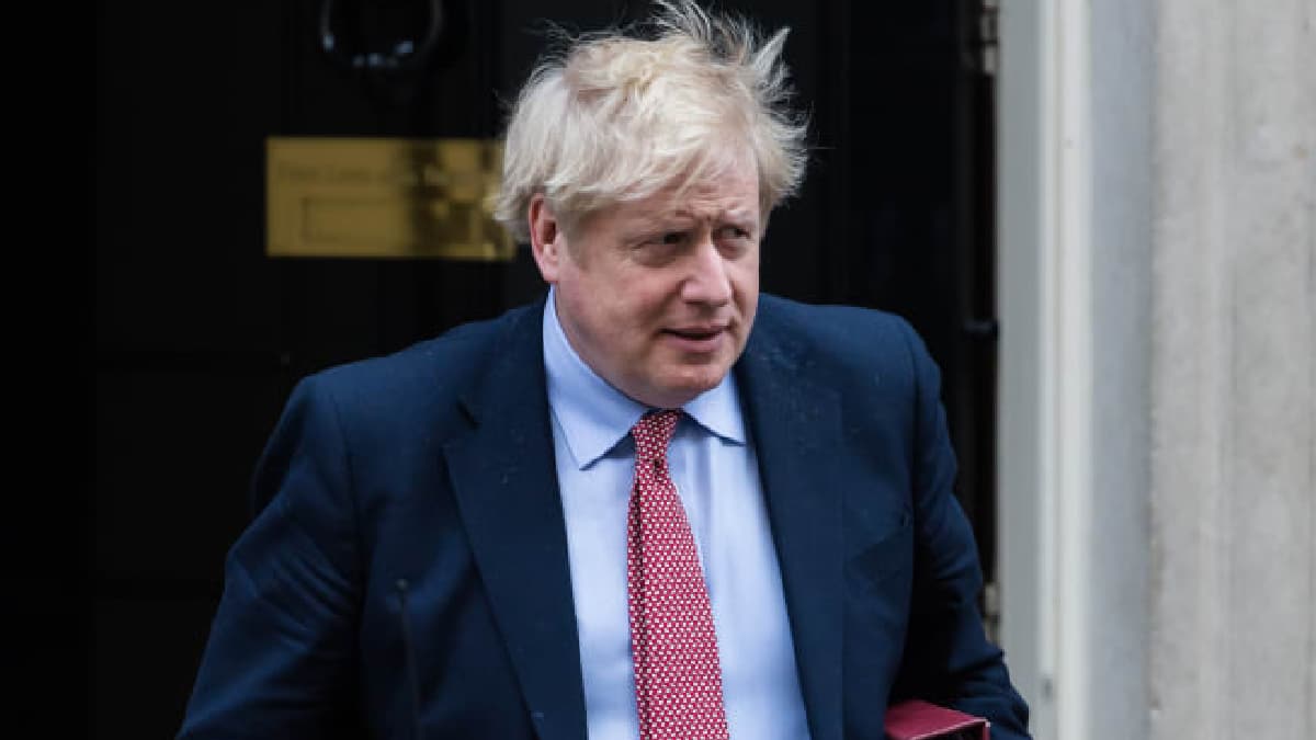 �ngiltere Ba�bakan� Boris Johnson'dan yeni haber! Pazartesi g�n� d�n�yor