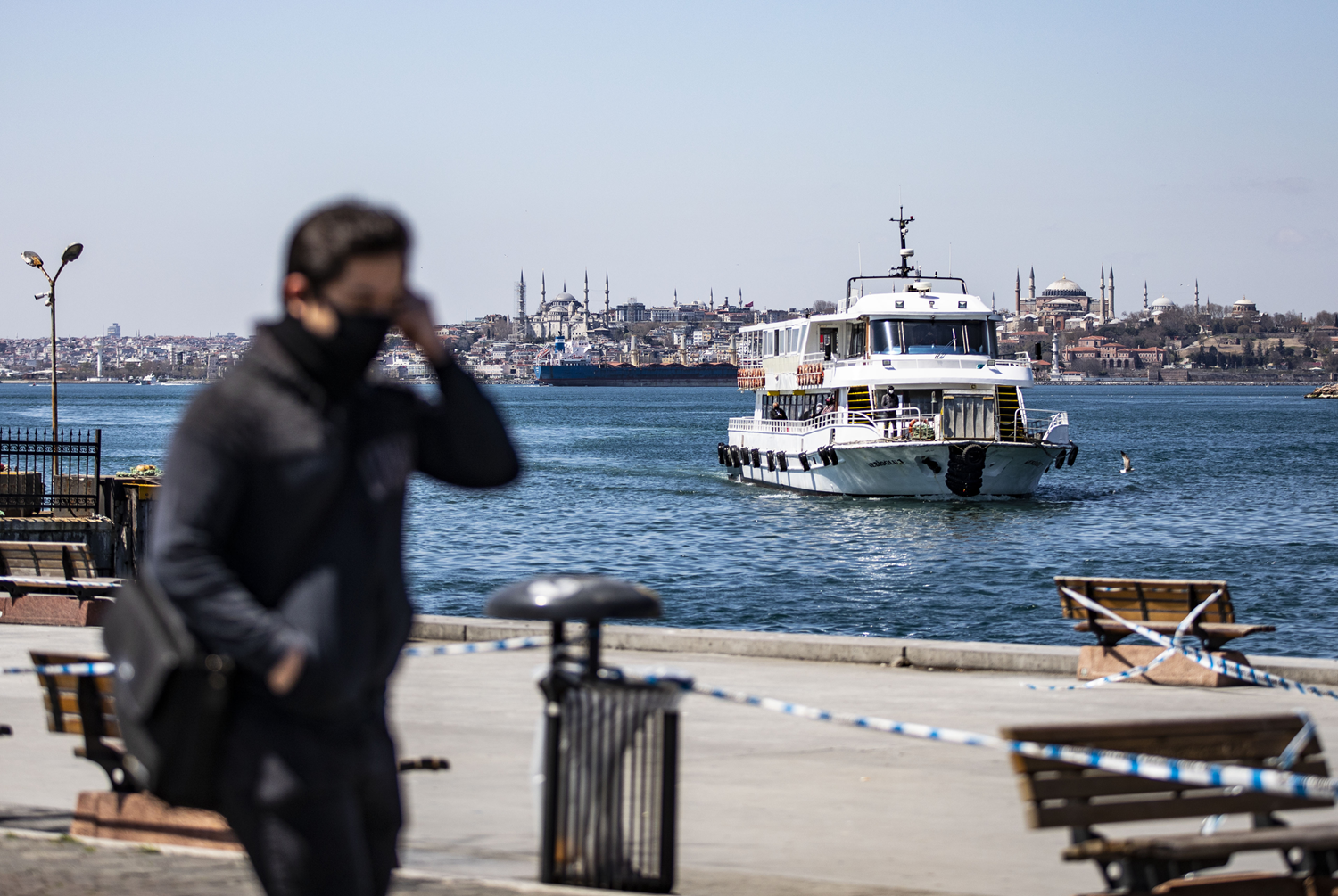 Bilim Kurulu �yesi Prof. Tevfik �zl�: Yaza koronavir�ss�z girme umudumuz art�yor
