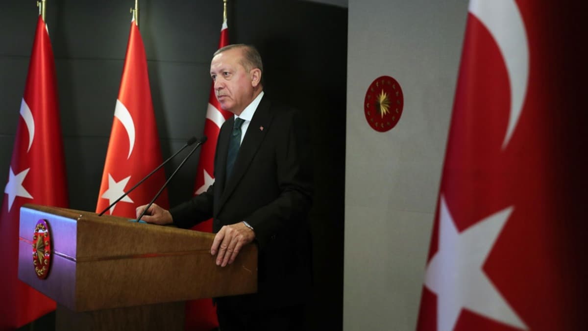 Bakan Erdoan'dan sert tepki! Herkes yerini bilecek, haddini bilecek
