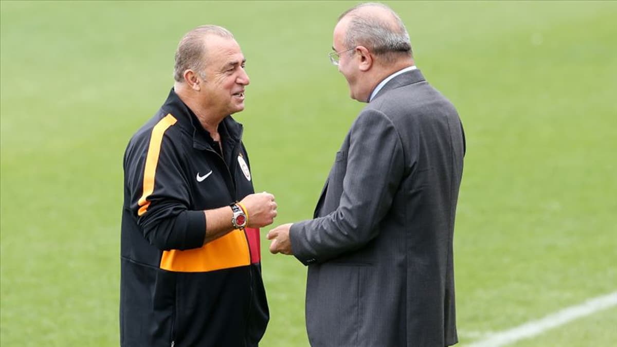 Galatasaray'da deprem!