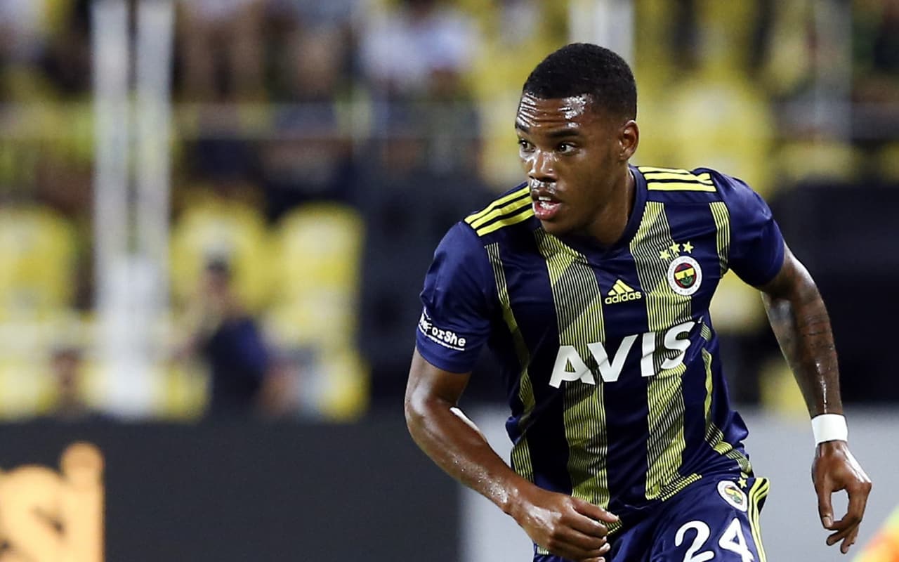 Rodrigues d�nmek istemiyor