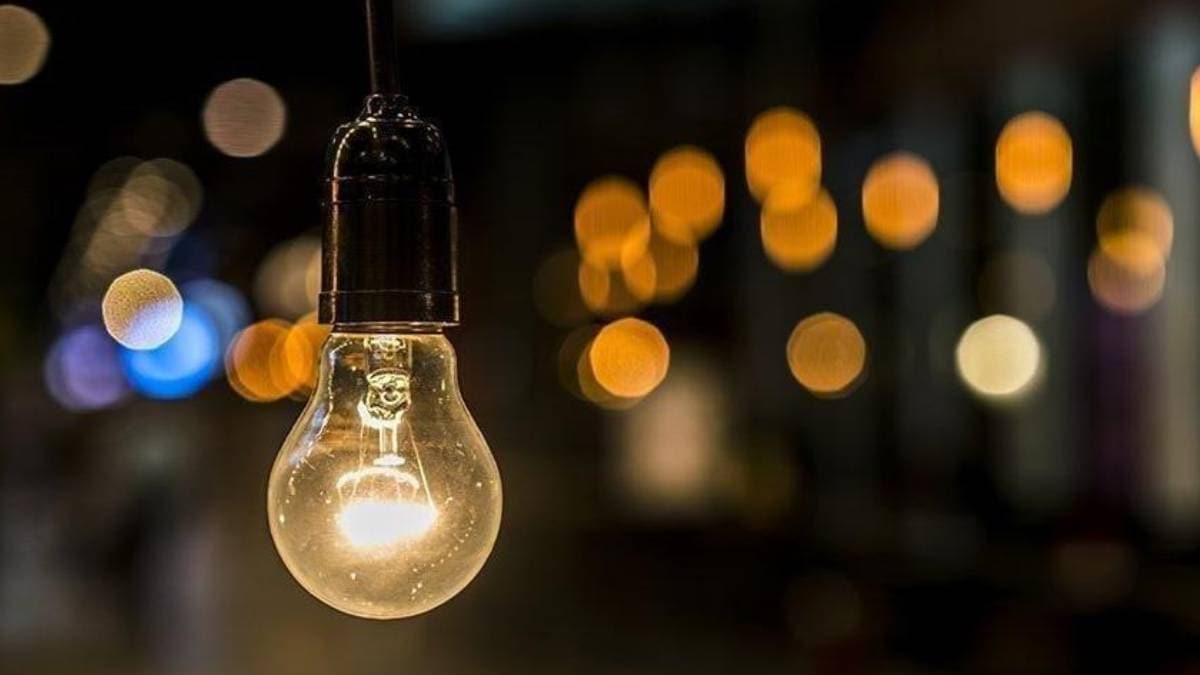 �stanbul'da geni� �apl� elektrik kesintisi! ��te 13 il�e...