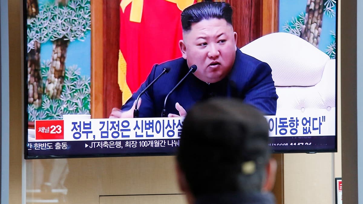 Kuzey Kore lideri Kim, turistik bir blgenin inaatnda alanlara teekkr etti