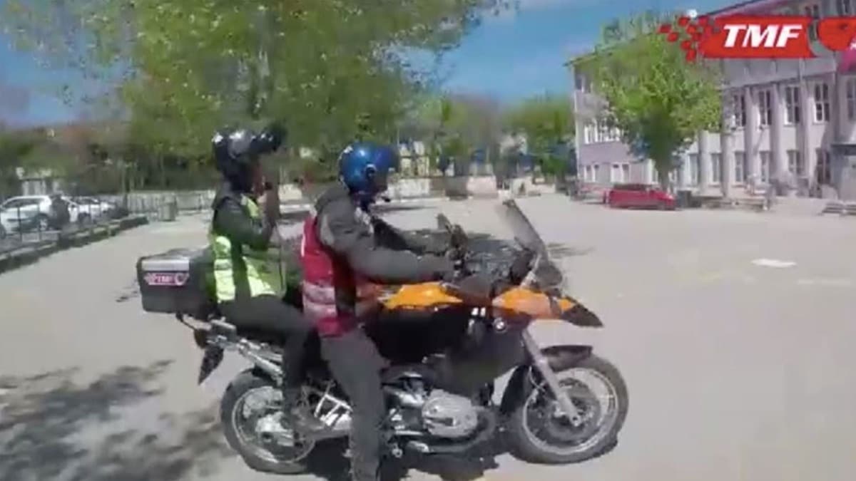 Motosikletli bin gnll ihtiya sahiplerine hizmet veriyor