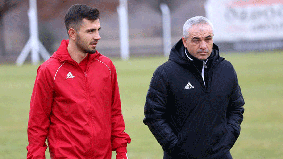 R�za �al�mbay'dan Emre K�l�n� ve Mert Hakan hakk�nda fla� a��klama!